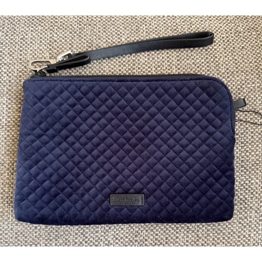 Vera Bradley Iconic Pouch Wristlet Classic Navy Faux Leather Trim Velour NWOT!